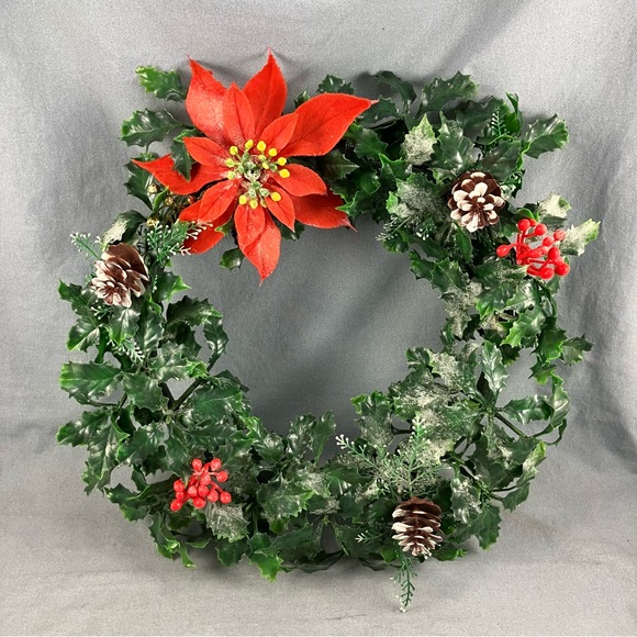 Vintage Christmas Holly Berry Wreath & Garland Plastic Leaves Flocked Poinsettia - Picture 2 of 10